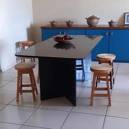 Apartamento Inteiro A 100 Metros Da Fortaleza (Ceara)